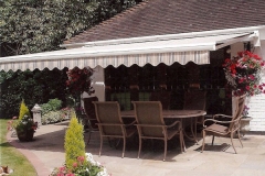 Summer-house-awning-gerards-cross