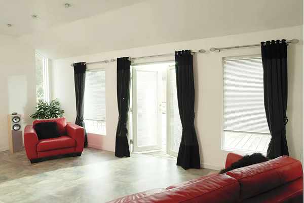 INTU Venetian Blinds - Living Room